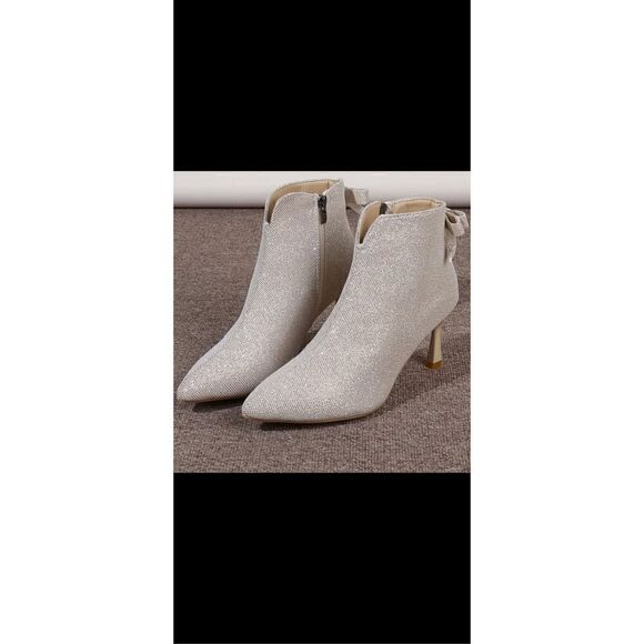 Beautiful sparkling pointed toe with Bow detail on back  zip up booties - Picture 3 of 16